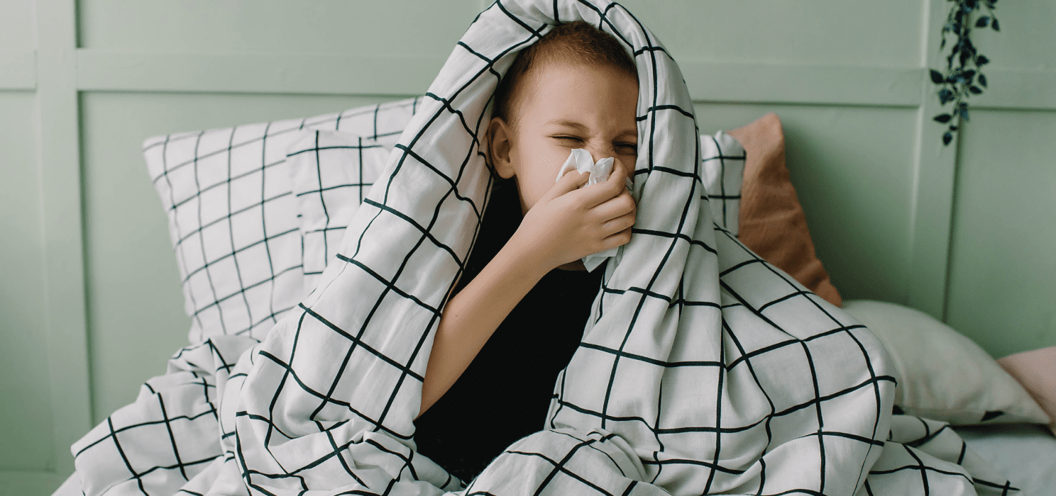 Каковы особенности протекания острого ринита у детей?