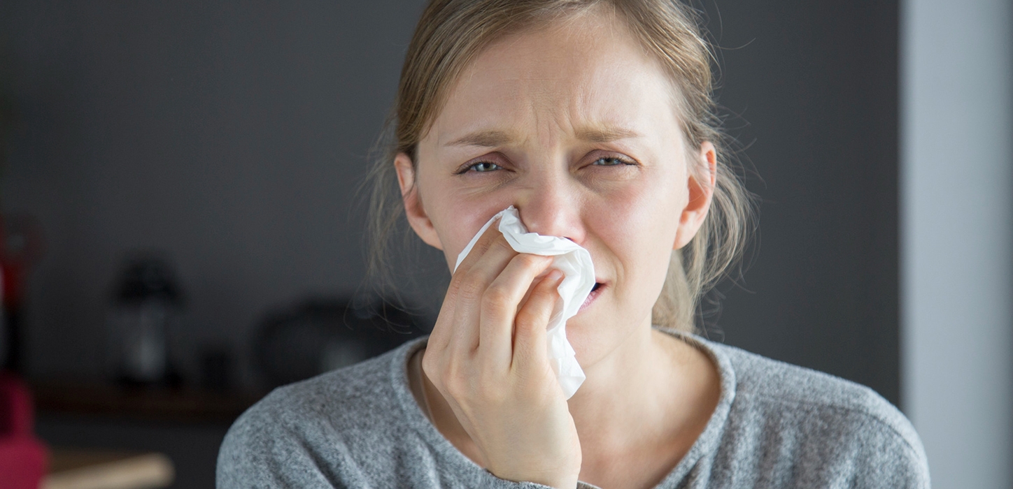 Гнойные выделения из носа: почему бывают и что делать